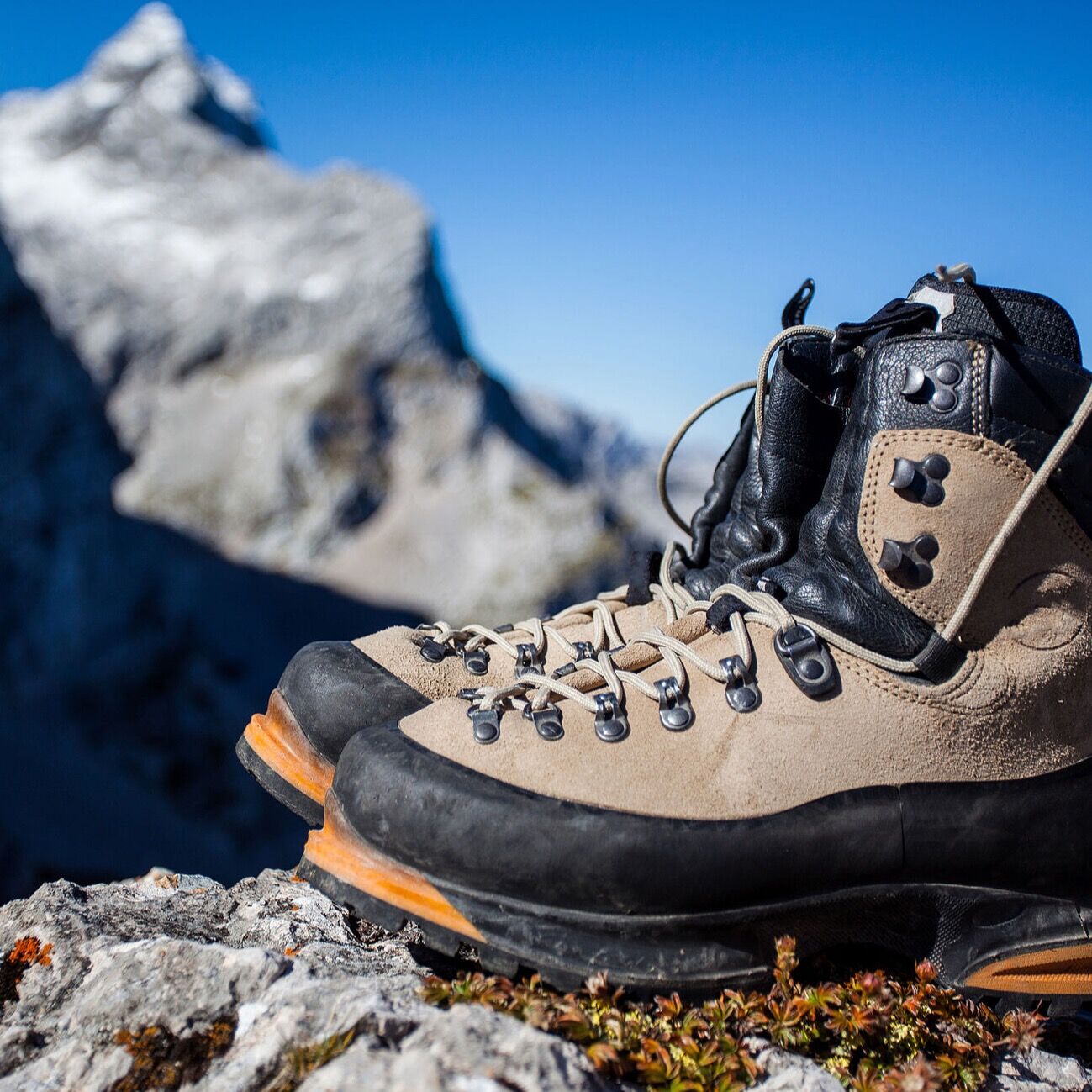 Trekking Fotografico - botas-de-montana-0-24264267-m.jpg